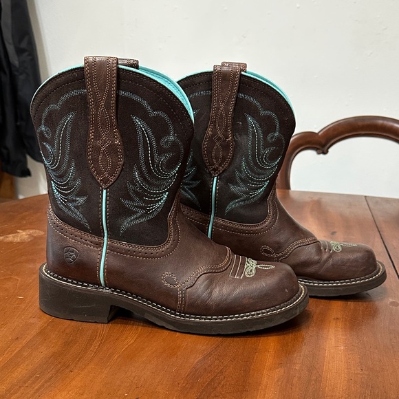 Ariat Shoes - Ariat Fatbaby Haritage Cowboy Boots